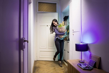 Preview: Osram Smart+ LED ZigBee Lampe mit E27 Sockel Farbwechsel RGB dimmbar